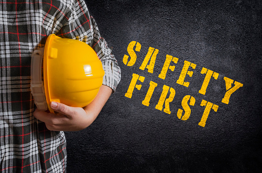 10 Safety Precautions at Workplace